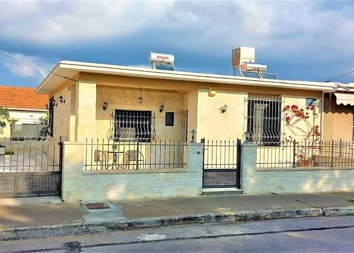 Paul\'S House Chania
